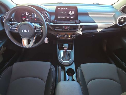 Used 2024 Kia Forte LXS image 14