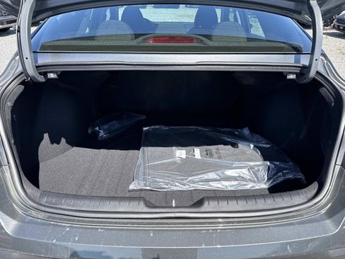 New 2026 Hyundai Elantra SE image 11