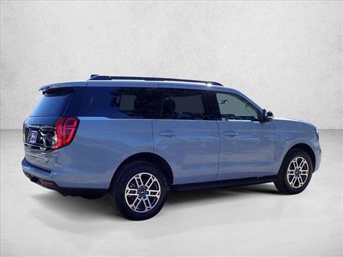 New 2026 Ford Expedition Active AWD/4WD image 4