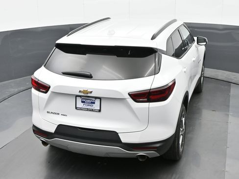 Used 2023 Chevrolet Blazer LT image 29