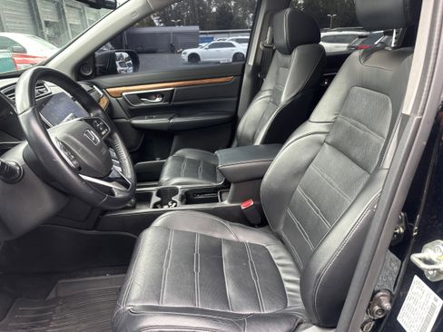 Used 2018 Honda CR-V Touring image 9