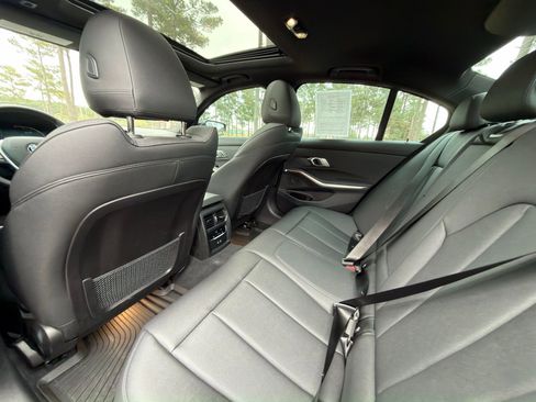 Used 2021 BMW 330i Sedan w/ Convenience Package image 15