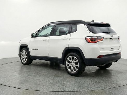 Used 2025 Jeep Compass Limited AWD/4WD image 6