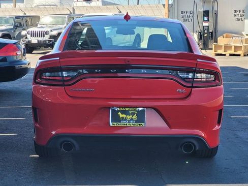 Certified 2022 Dodge Charger R/T image 5
