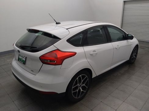 Used 2018 Ford Focus SEL FWD image 9