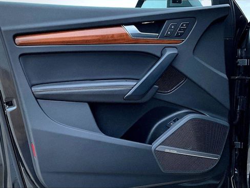 Used 2023 Audi Q5 2.0T Premium Plus image 23