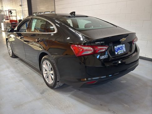 Used 2022 Chevrolet Malibu LT image 3