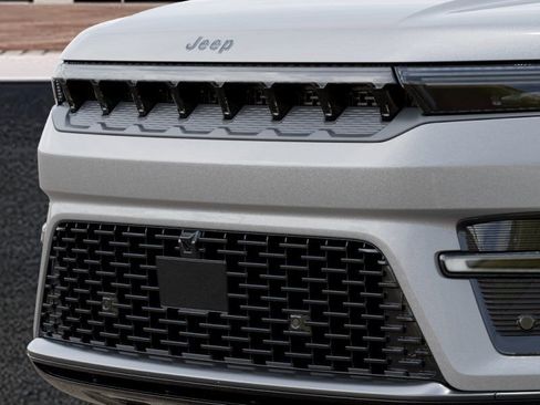 New 2026 Jeep Grand Wagoneer Limited AWD/4WD image 11