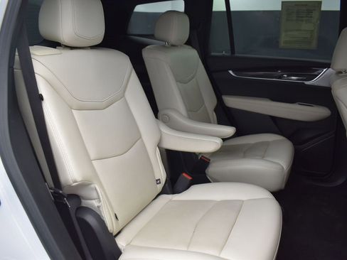 Certified 2023 Cadillac XT6 Sport w/ Technology Package image 35