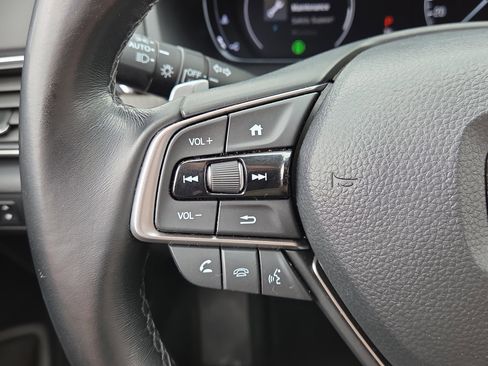 Used 2020 Honda Accord Touring image 20