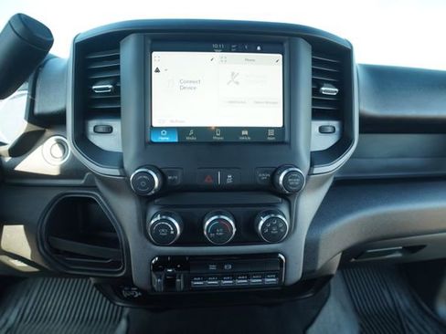 Used 2024 RAM 2500 Tradesman w/ Chrome Appearance Group image 28