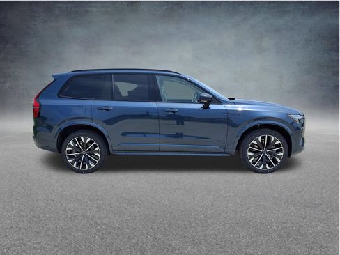 New 2026 Volvo XC90 B6 Ultra w/ Protection Package Premier AWD/4WD image 8