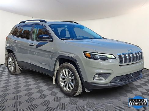 Used 2022 Jeep Cherokee Latitude Lux image 1