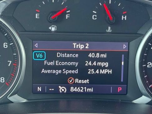 Used 2019 Chevrolet Blazer LT w/ Sound & Technology Package FWD image 22