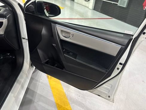 Used 2016 Toyota Corolla LE FWD image 25