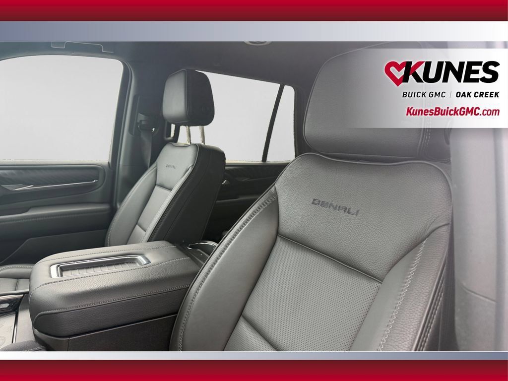 Used 2024 GMC Yukon Denali AWD/4WD image 23