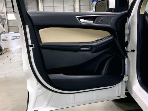 Used 2024 Ford Edge SEL w/ Convenience Package image 21
