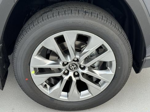 New 2025 Toyota RAV4 XLE Premium image 15