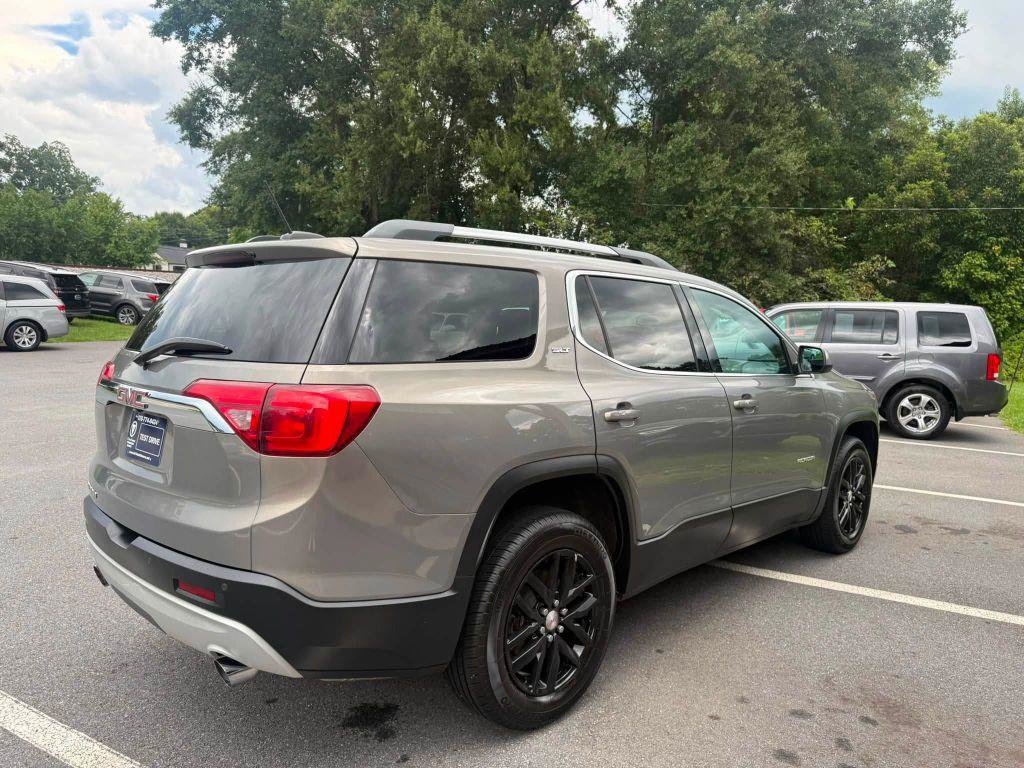 Used 2019 GMC Acadia SLT FWD image 4
