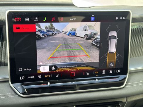 New 2026 Volkswagen Tiguan SE image 26