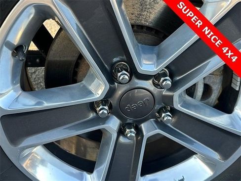 Used 2021 Jeep Gladiator Sport image 26