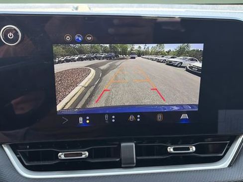 Used 2026 Chevrolet Equinox LT w/ Convenience Package II image 26