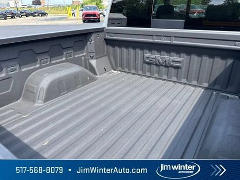 Used 2024 GMC Sierra 1500 Elevation w/ Elevation Premium Package AWD/4WD image 8