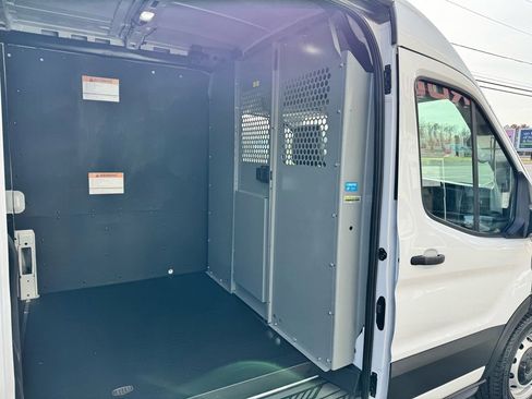 Used 2024 Ford Transit 150 Medium Roof image 32