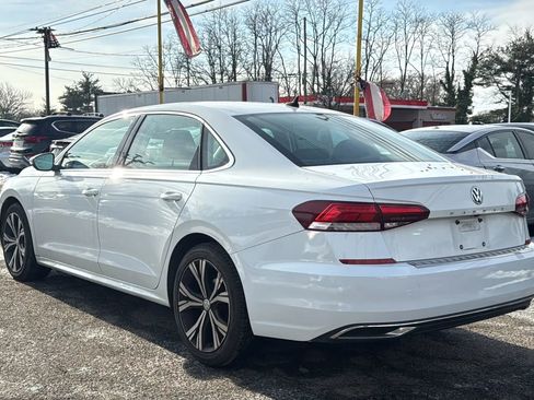 Used 2021 Volkswagen Passat 2.0T SE image 7