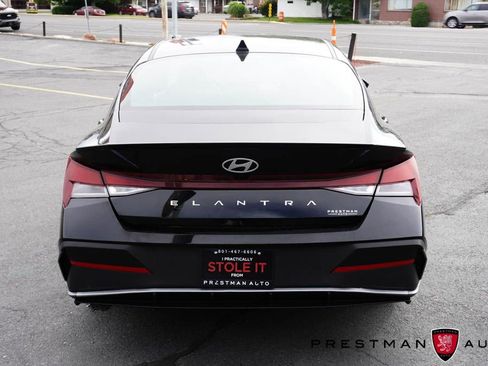 Used 2026 Hyundai Elantra Sport FWD image 10
