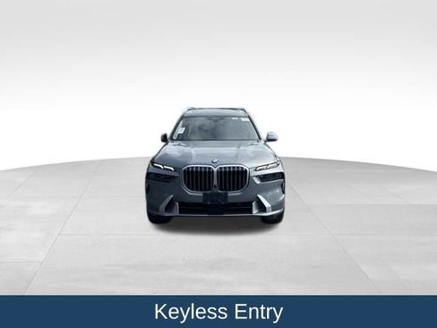 Used 2023 BMW X7 xDrive40i w/ Premium Package AWD/4WD image 10