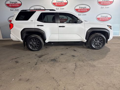 Used 2025 Toyota 4Runner SR5 image 6