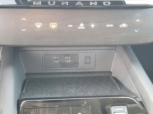 Used 2025 Nissan Murano SV image 33
