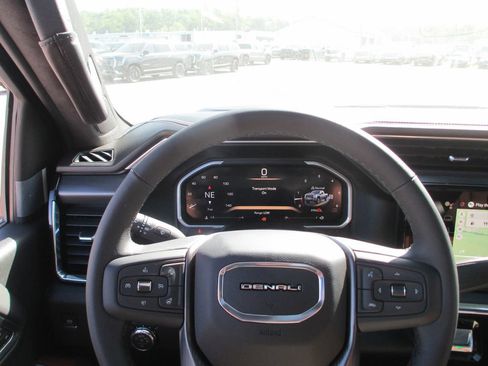 New 2026 GMC Sierra 2500 Denali Ultimate AWD/4WD image 22