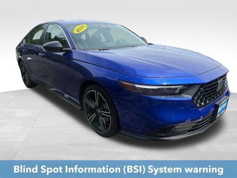 Used 2025 Honda Accord Sport image 10