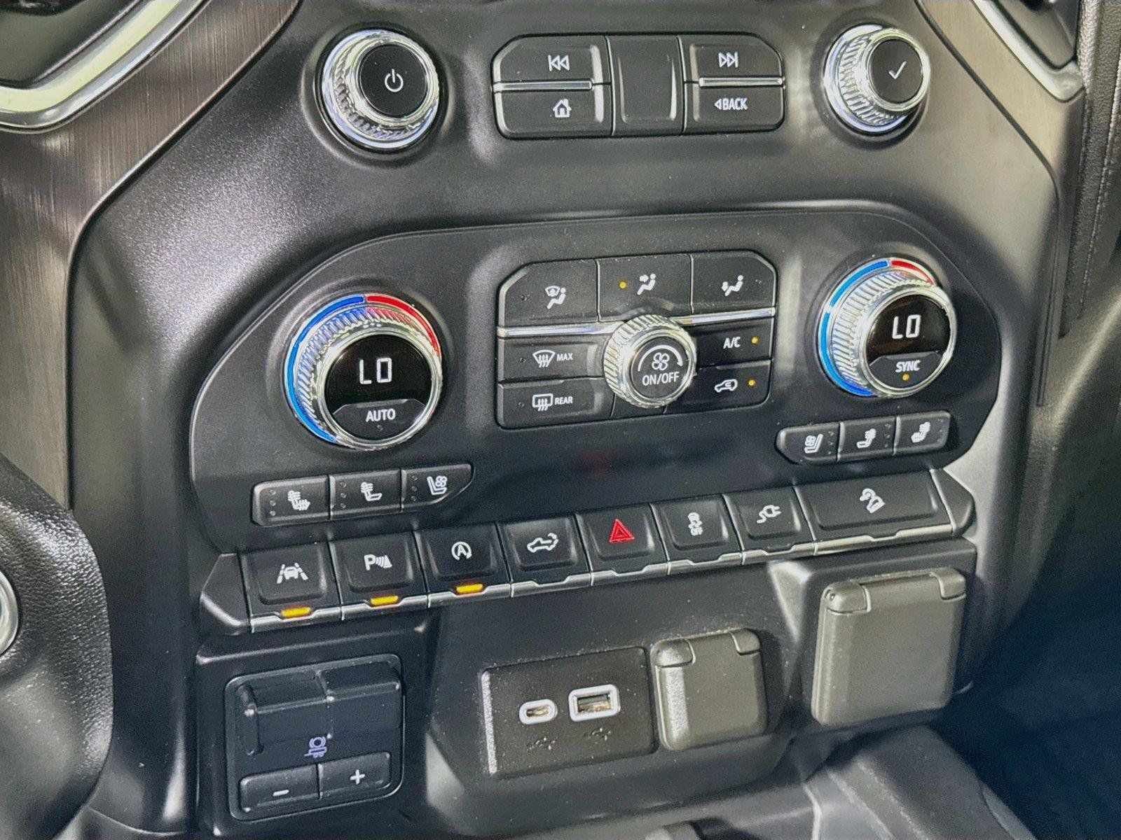 Used 2020 GMC Sierra 1500 AT4 w/ AT4 Premium Package AWD/4WD image 14