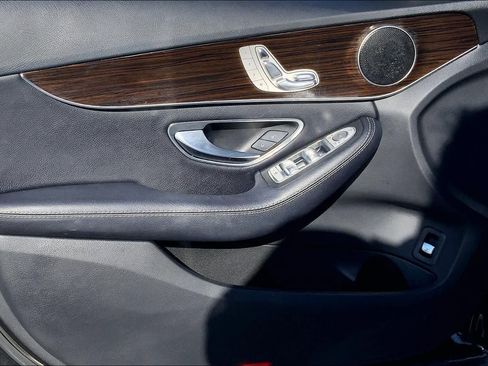 Certified 2018 Mercedes-Benz C 300 Sedan image 22