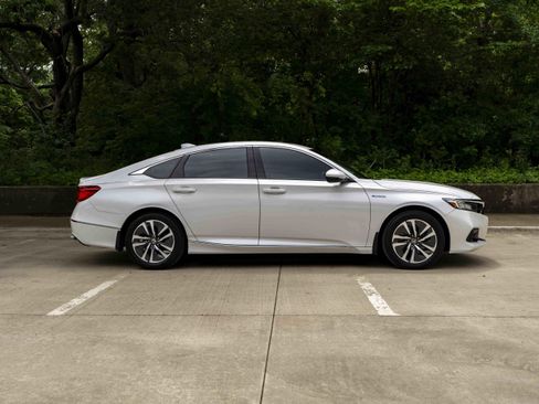 Used 2021 Honda Accord EX-L image 10