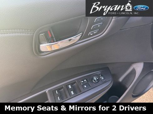 Used 2017 Acura RDX AWD image 19