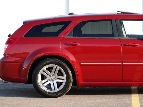 Used 2006 Dodge Magnum R/T w/ Convenience Group II RWD image 25