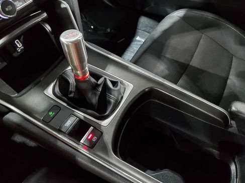 Used 2019 Honda Accord Sport image 30