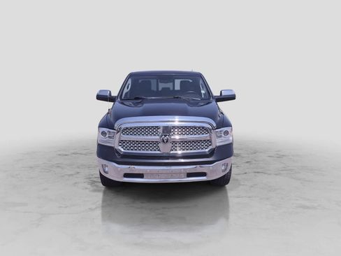 Used 2015 RAM 1500 Laramie w/ Trailer Tow Group AWD/4WD image 3
