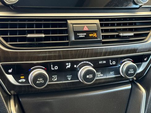 Used 2018 Honda Accord EX-L image 18