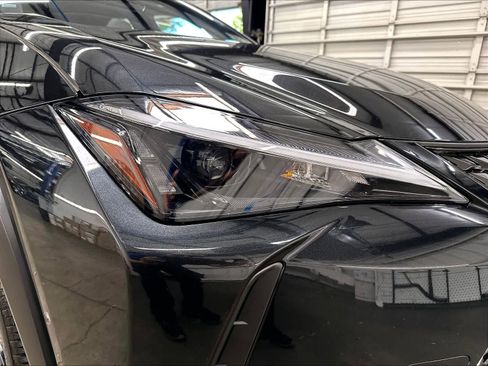 Used 2024 Lexus UX 250h FWD image 35