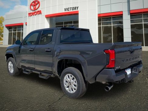Used 2026 Toyota Tacoma SR5 AWD/4WD image 3
