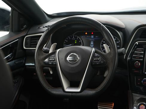 Used 2021 Nissan Maxima SR w/ Sport Mat Group image 13