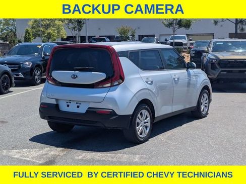 Used 2020 Kia Soul LX FWD image 4