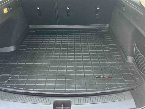 Used 2018 Buick Regal Preferred w/ Sights and Sounds Package AWD/4WD image 13