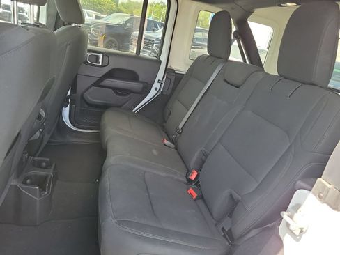 Used 2021 Jeep Wrangler Unlimited Sahara AWD/4WD image 23