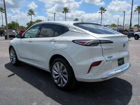 Used 2025 Buick Envista Avenir FWD image 7